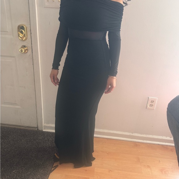 Size small - Picture 2 of 2